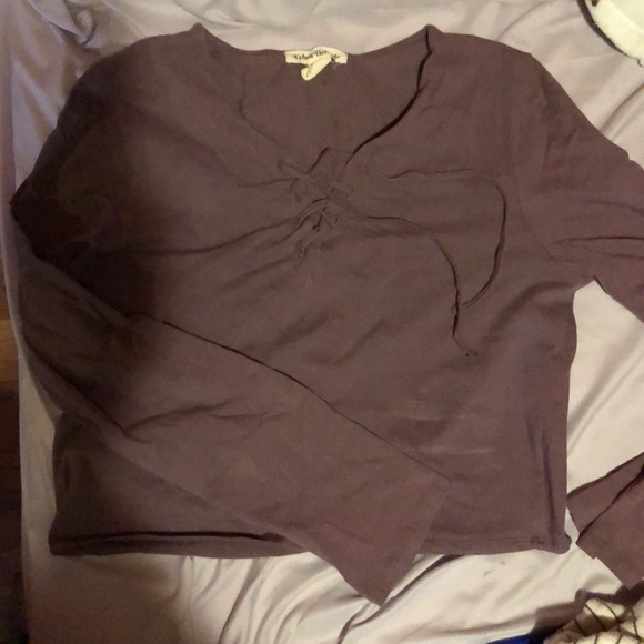 Shirt - Picture 1 of 3